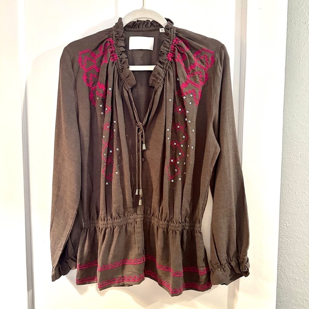 Piper Blouse. Charcoal grey. Embroidered with dark pink